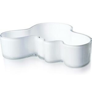 New in box Iittala Alvar Aalto Bowl, White, 7-1/2 by 2-Inch…